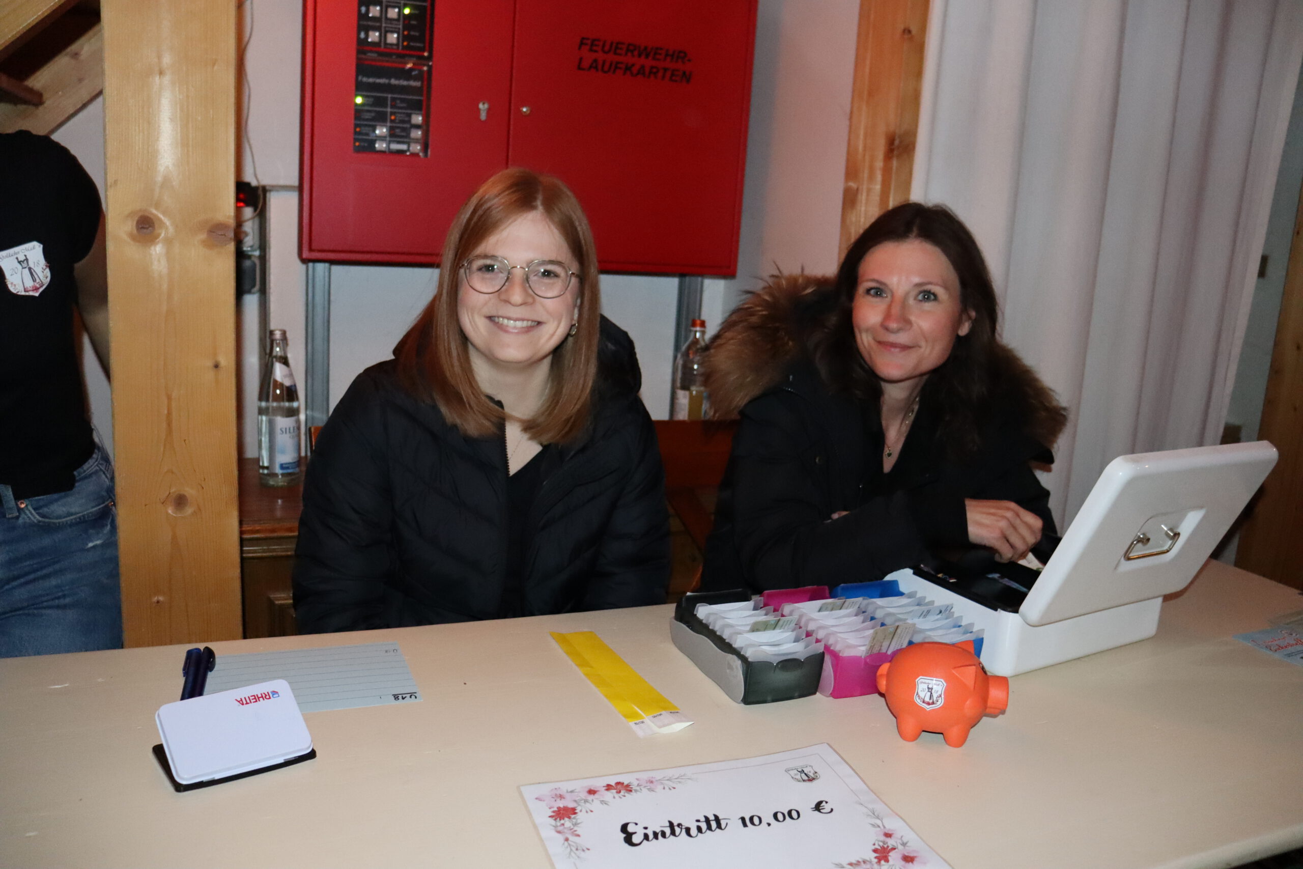 Goldacher Madln Massenparty