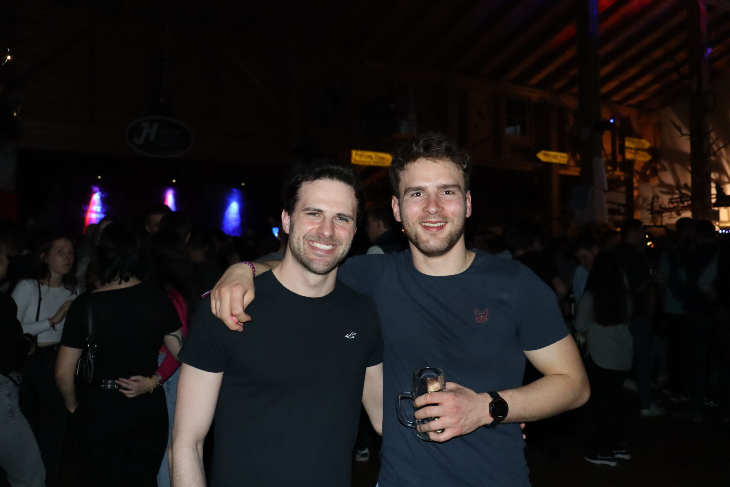 Goldacher Madln Massenparty