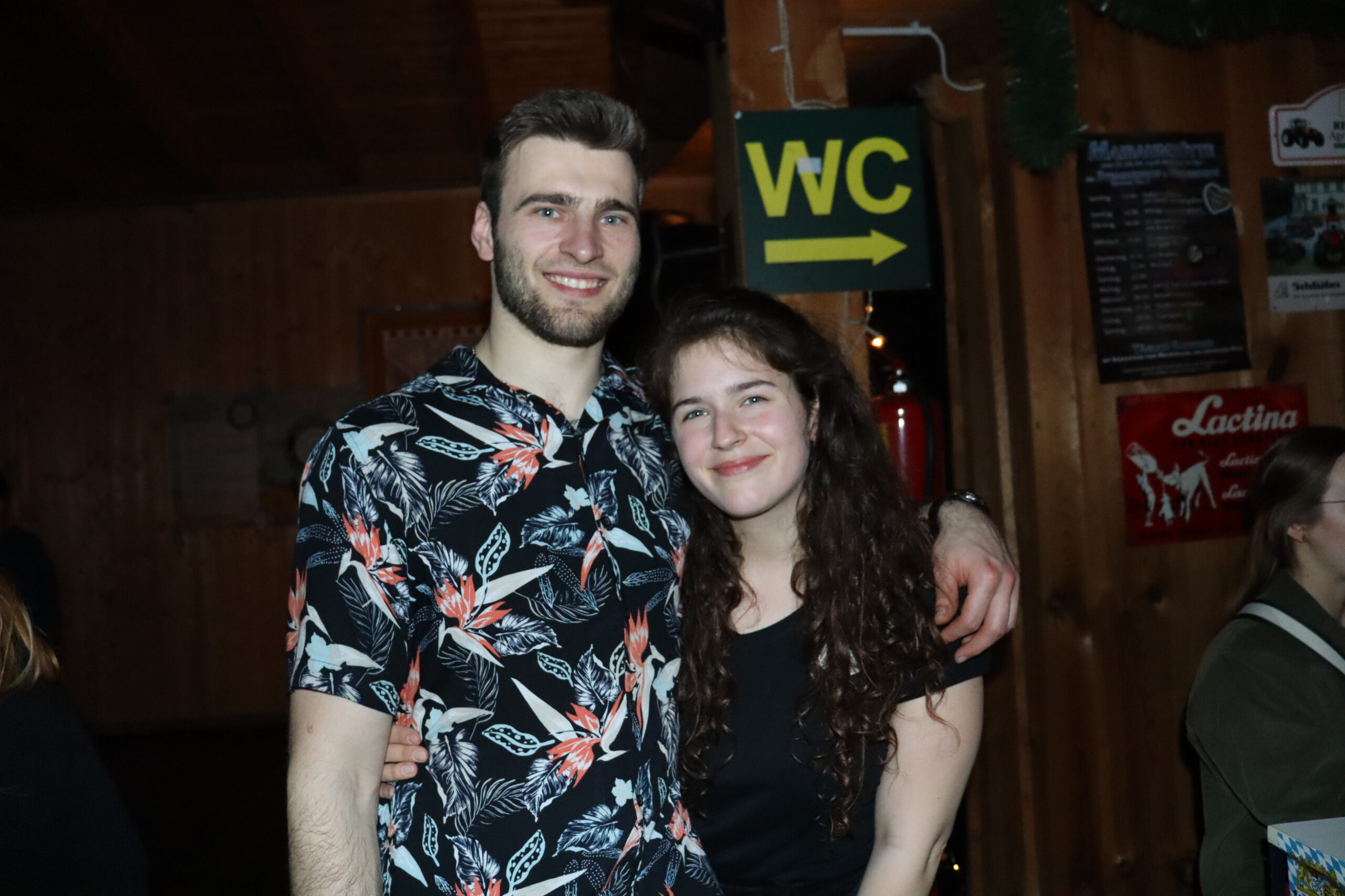 Goldacher Madln Massenparty