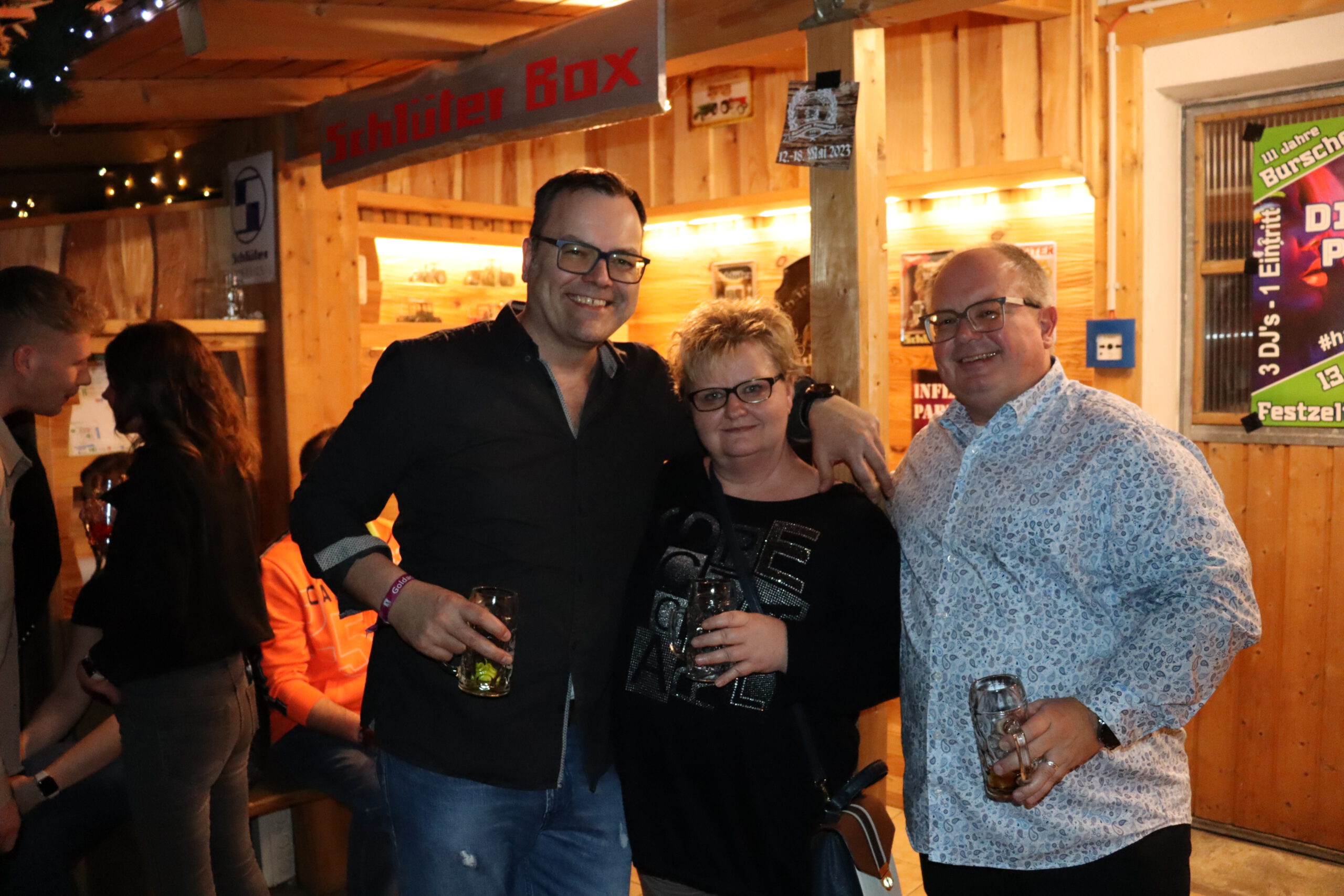 Goldacher Madln Massenparty